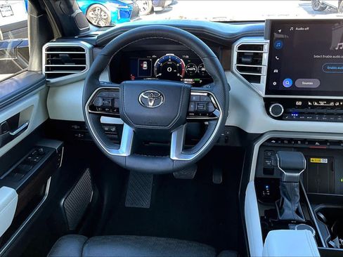 Used 2023 Toyota Sequoia Capstone image 5