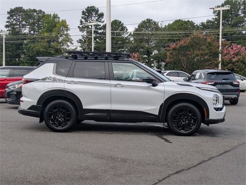New 2025 Mitsubishi Outlander Trail Edition image 2
