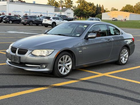 Used 2011 BMW 328i xDrive Coupe AWD/4WD image 3