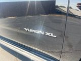 Used 2019 GMC Yukon XL SLT image 3