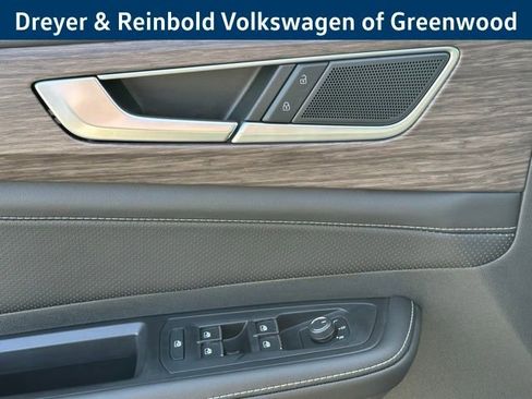 New 2026 Volkswagen Atlas SEL image 25