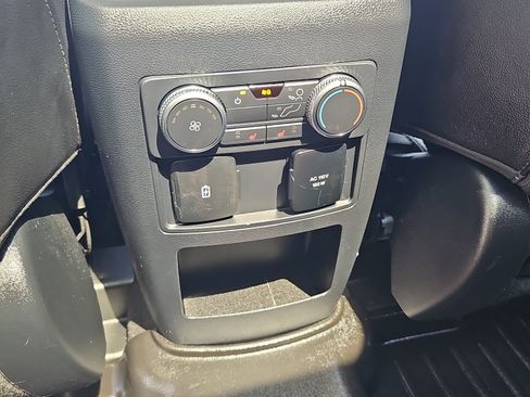 Used 2021 Ford Explorer Limited w/ Equipment Group 301A RWD image 19
