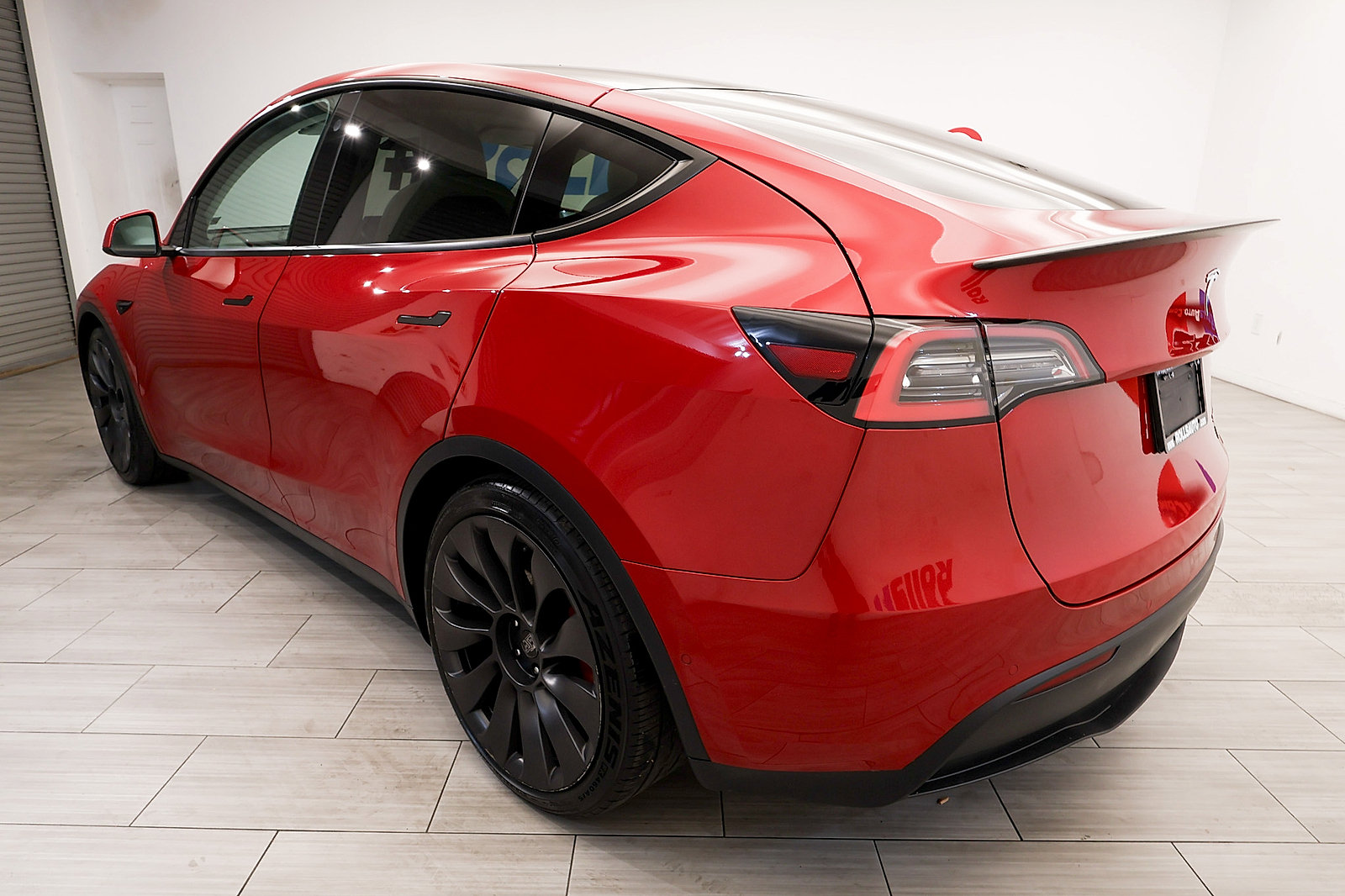 Used 2021 Tesla Model Y Performance AWD/4WD image 3