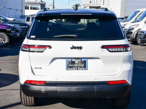 New 2025 Jeep Grand Cherokee L Limited image 5