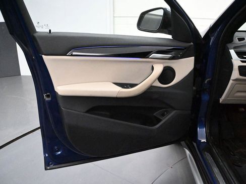 Used 2021 BMW X1 xDrive28i w/ Convenience Package image 9