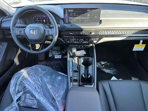 New 2025 Honda Accord EX-L image 13