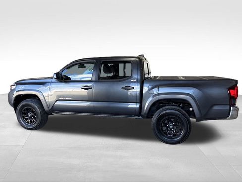 Used 2021 Toyota Tacoma SR5 image 2