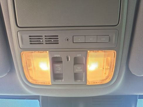 Used 2019 Honda CR-V EX-L image 28