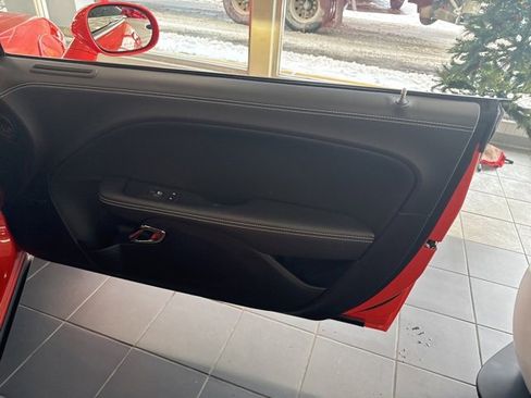 Used 2023 Dodge Challenger SRT Hellcat image 11