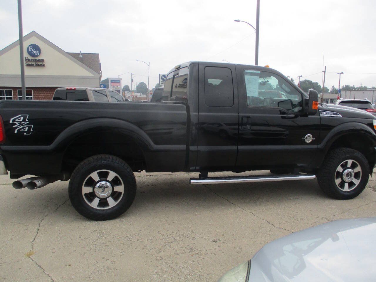 Used 2016 Ford F350 Lariat w/ Lariat Interior Package AWD/4WD image 8