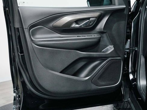 Used 2024 GMC Terrain SLE w/ LPO, Floor Liner Package AWD/4WD image 11