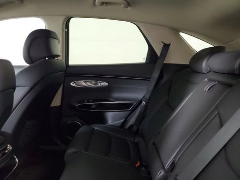 Used 2025 Genesis GV70 2.5T AWD/4WD image 12