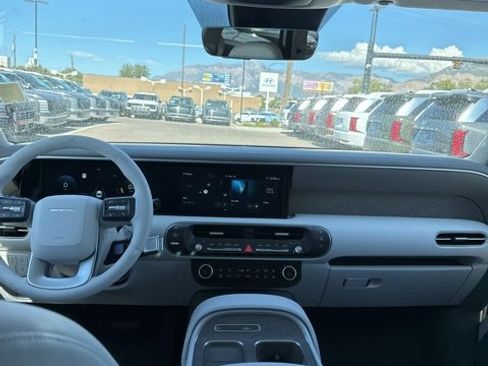 Used 2026 Hyundai Palisade Limited image 16