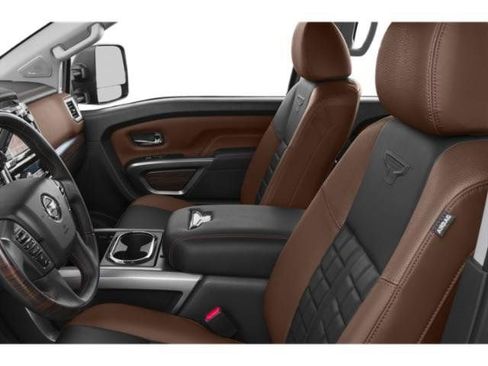 Used 2019 Nissan Titan Platinum Reserve w/ Platinum Utility Package AWD/4WD image 12