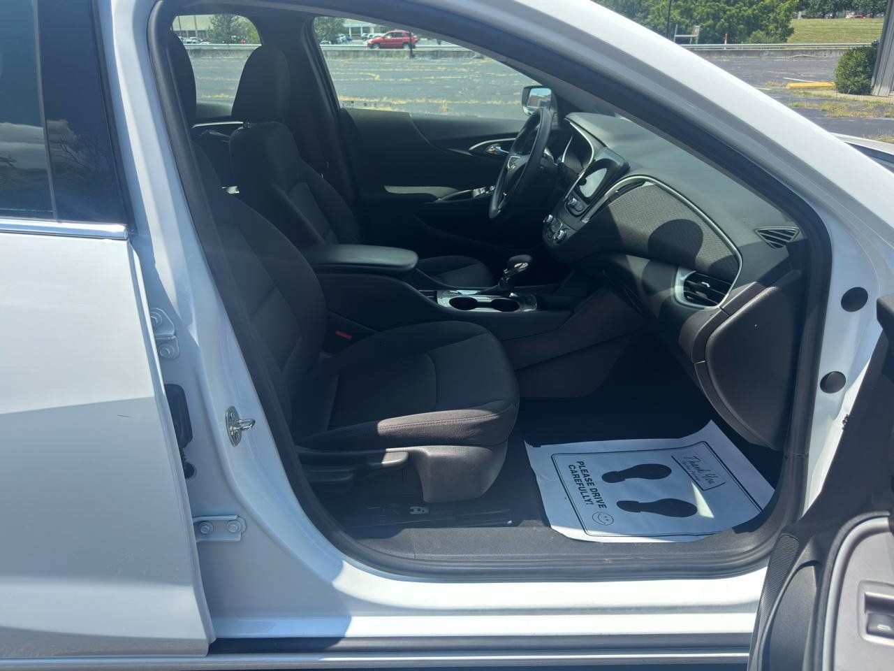 Used 2023 Chevrolet Malibu LS FWD image 13