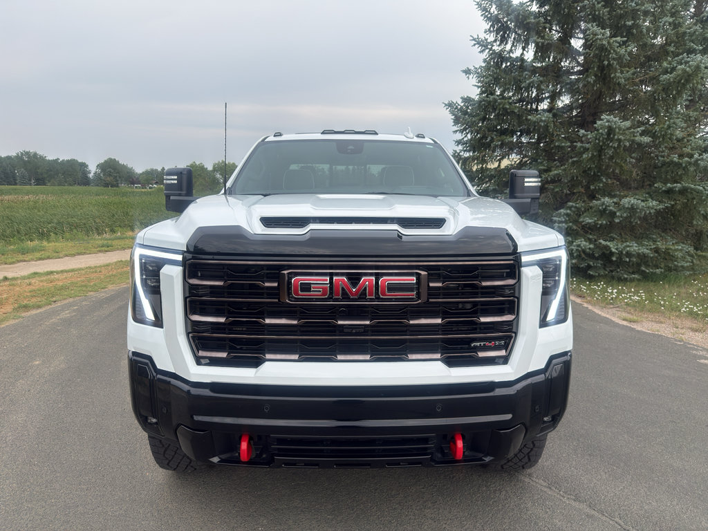 Used 2026 GMC Sierra 2500 AT4X AWD/4WD image 4