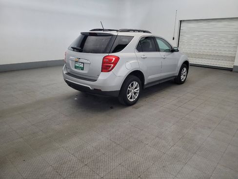 Used 2017 Chevrolet Equinox LT w/ Convenience Package FWD image 9