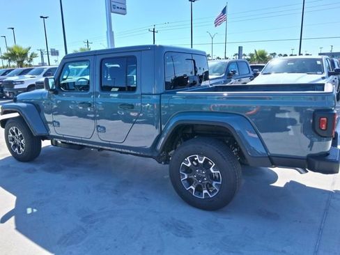 New 2026 Jeep Gladiator Mojave AWD/4WD image 5