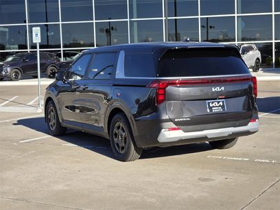 New 2026 Kia Carnival