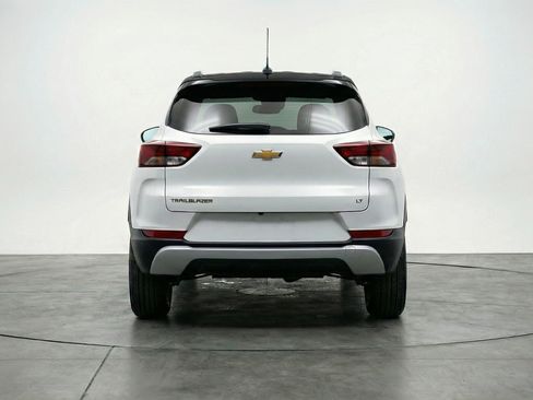 Used 2025 Chevrolet TrailBlazer LT FWD image 7