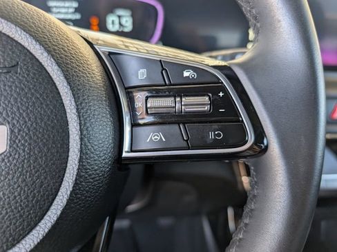 Used 2025 Kia Seltos S image 14