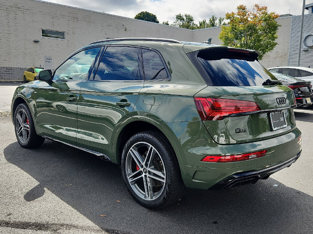 Certified 2024 Audi Q5 e Premium Plus w/ Premium Plus Package AWD/4WD image 10