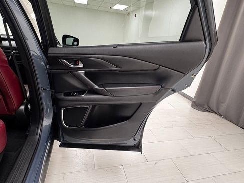 Used 2021 MAZDA CX-9 Carbon Edition image 15