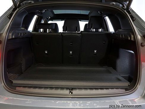 Used 2025 BMW X1 xDrive28i w/ Technology Package image 29