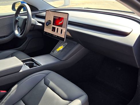 Used 2024 Tesla Model 3 Long Range RWD image 27