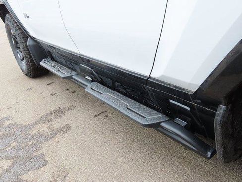 New 2025 GMC Hummer EV 3X w/ Battery Pack, 24 Module Pack image 20