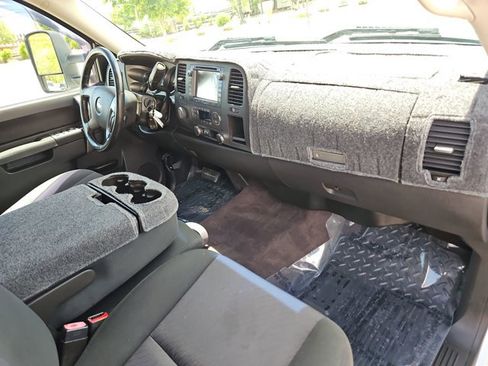 Used 2013 Chevrolet Silverado 3500 LT w/ Interior Plus Package AWD/4WD image 21