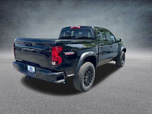 Used 2025 Chevrolet Colorado Trail Boss image 32