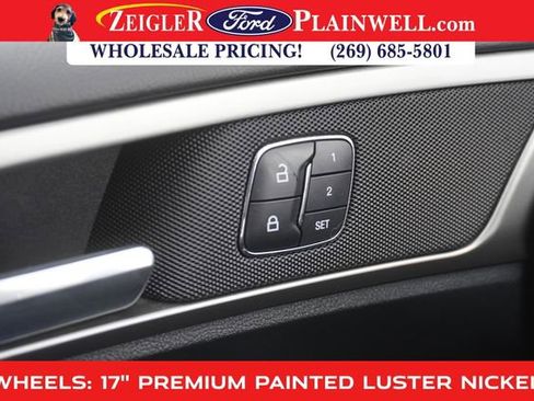 Used 2017 Ford Fusion Energi SE image 17