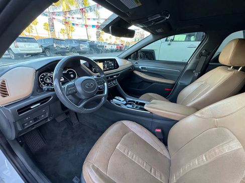 Used 2020 Hyundai Sonata Limited image 10