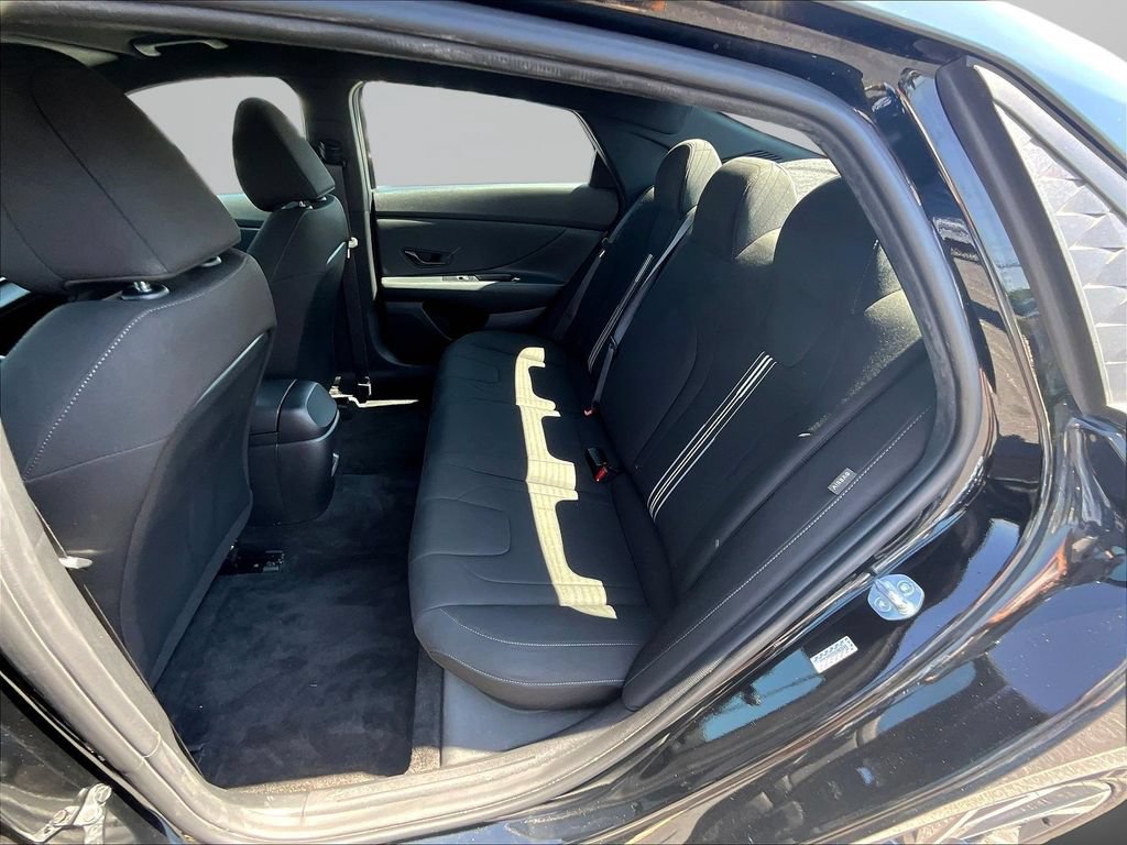 Certified 2025 Hyundai Elantra Sport FWD image 24