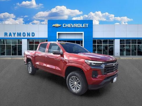 New 2026 Chevrolet Colorado LT w/ LT Convenience Package AWD/4WD image 1
