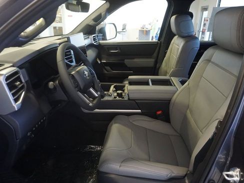 New 2026 Toyota Tundra Limited AWD/4WD image 22