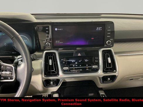 Used 2022 Kia Sorento SX FWD image 9