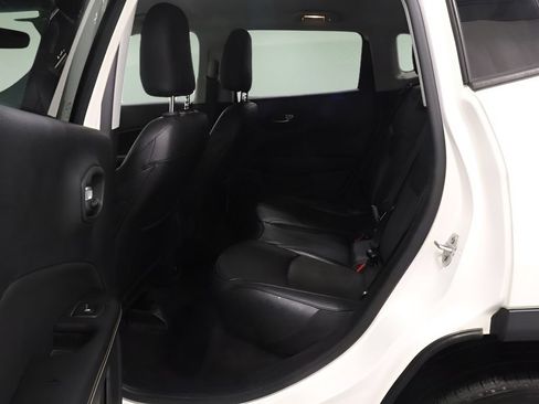 Certified 2020 Jeep Compass Latitude w/ Cold Weather Group AWD/4WD image 11