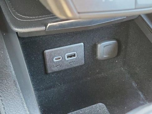 Certified 2021 Cadillac XT4 Premium Luxury w/ LPO, Radiant Package image 22