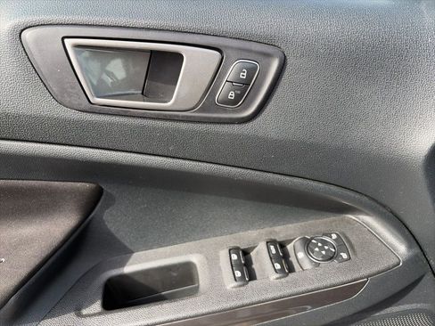 Used 2021 Ford EcoSport SE image 13