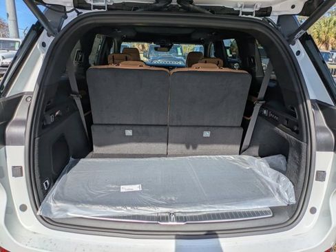 New 2025 Jeep Grand Cherokee L Summit image 11