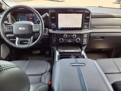 Used 2025 Ford F250 Platinum w/ FX4 Off-Road Package AWD/4WD image 18