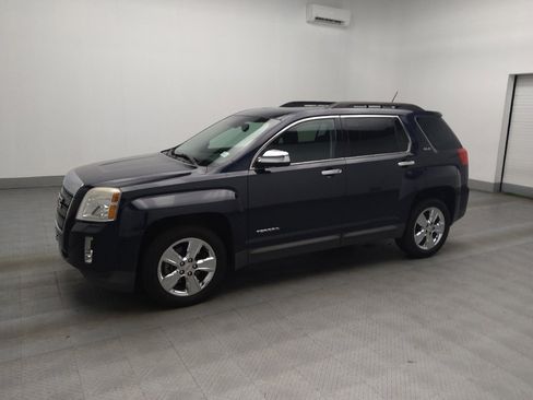 Used 2015 GMC Terrain SLE w/ Chrome Edition image 2