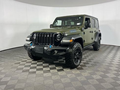 Used 2023 Jeep Wrangler Unlimited w/ Cold Weather Group image 9
