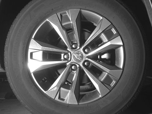 Used 2025 Chevrolet Equinox LT image 15