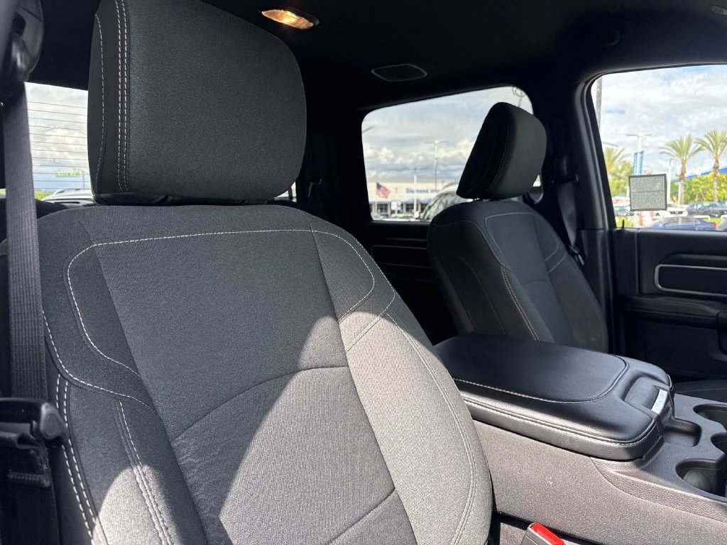 Used 2025 RAM 2500 Big Horn AWD/4WD image 25