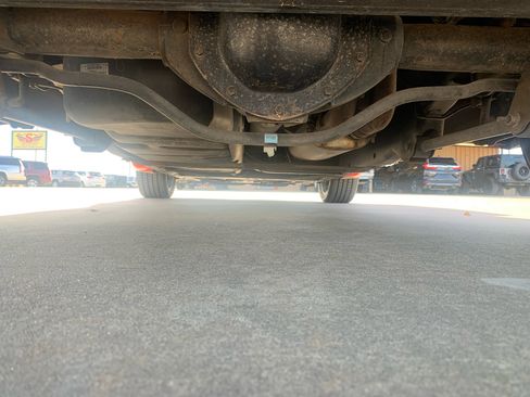 Used 2005 Chevrolet SSR w/ Preferred Equipment Group image 23