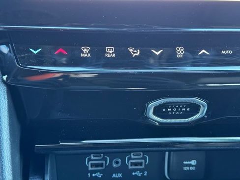 New 2026 Jeep Grand Cherokee Limited w/ Limited Altitude Package image 39