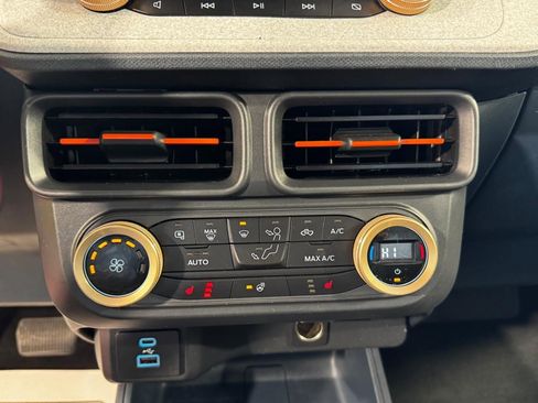 Used 2022 Ford Maverick XLT w/ Equipment Group 300A Standard image 22